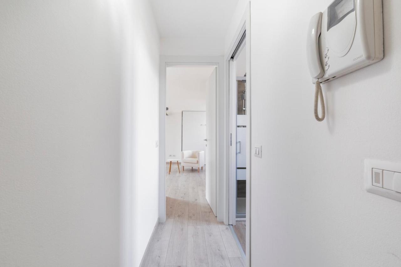 Maciachini Renovated Studio! Milánó Kültér fotó